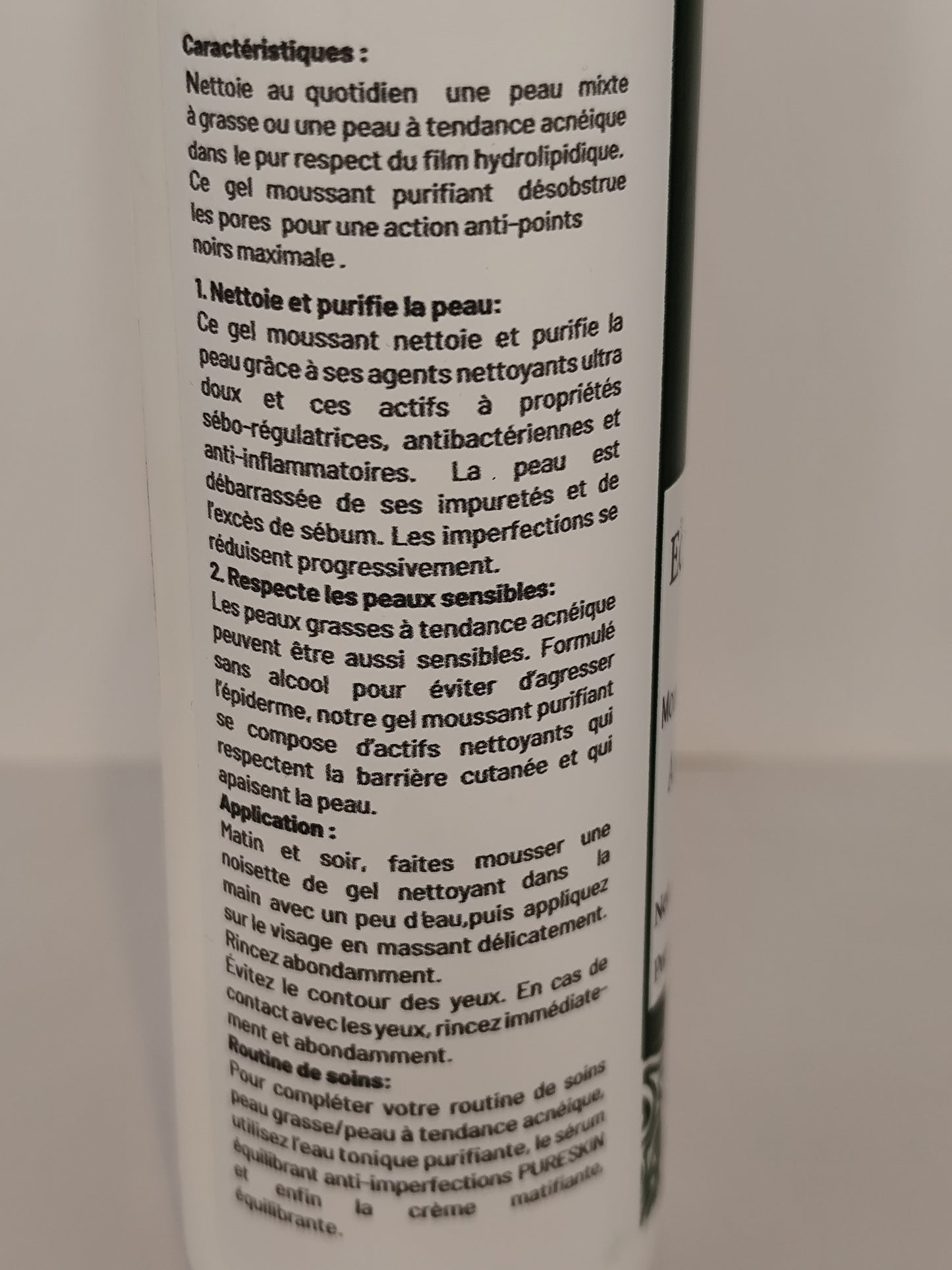 Mousse nettoyante purifiante à l'encens d'oliban